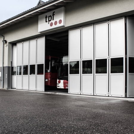 Industrial sliding & folding gate